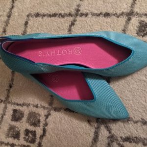 Brand New In Box Rothys 10.5 Island Blue